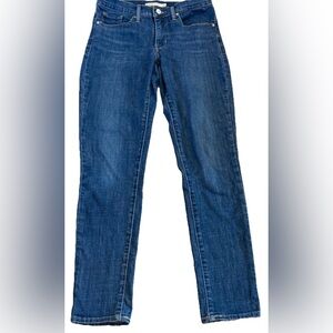 Levi’s 311 Shaping Skinny Jeans Medium Wash Size 27